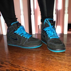 Air Jordan 1 Retro High GS Black Varsity Purple